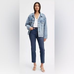 New with label Levi’s Wedgie Icon Fit ankle jeans